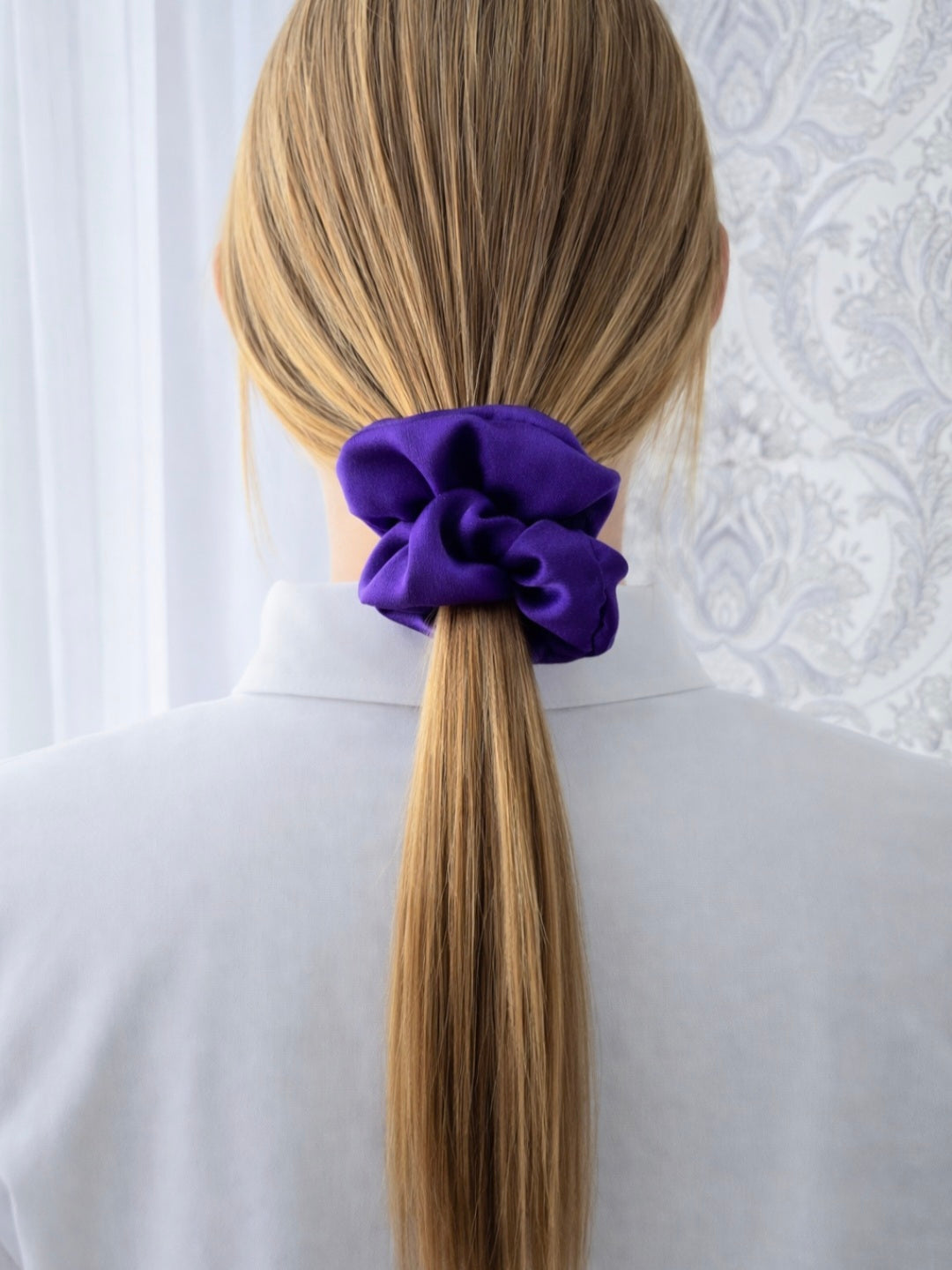 Šilkinė plaukų gumelė - violetinė