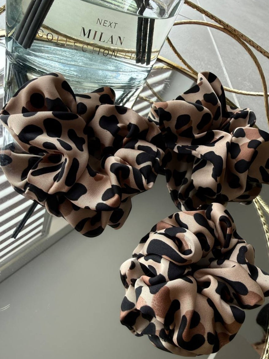 Armani šilko plaukų gumelė - leopardo raštas