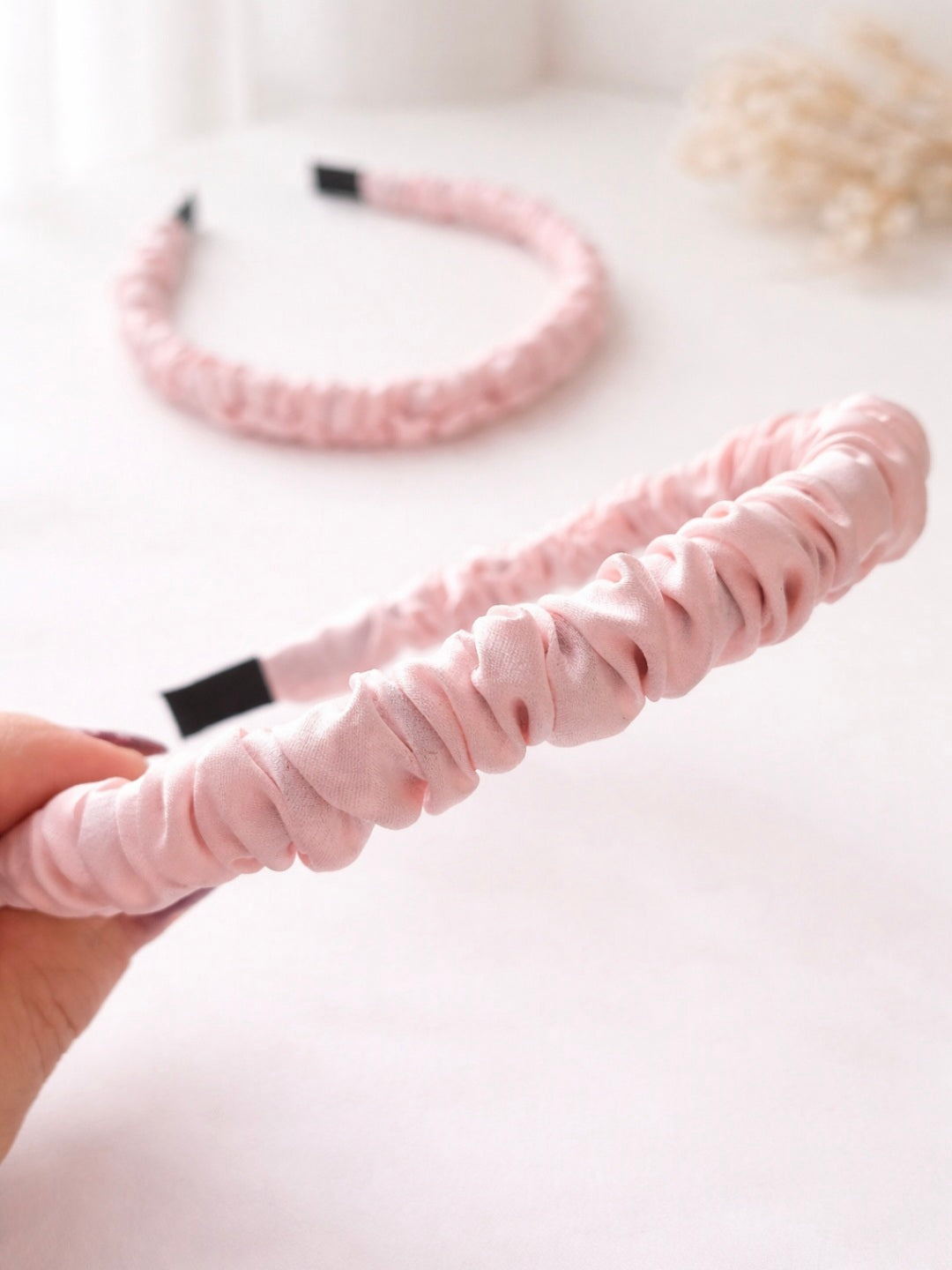Šilkinis lankelis – baby pink